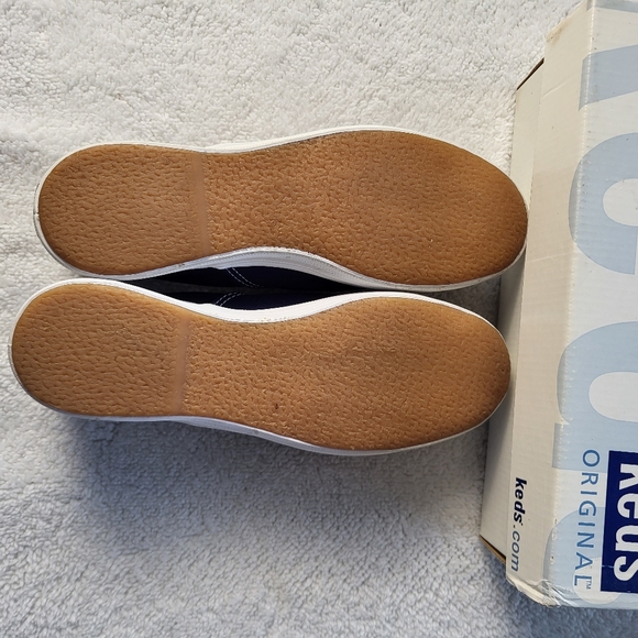 Keds Original Women's Size 6 Blue Sneakers NWOT Original Box Included - Picture 4 of 5